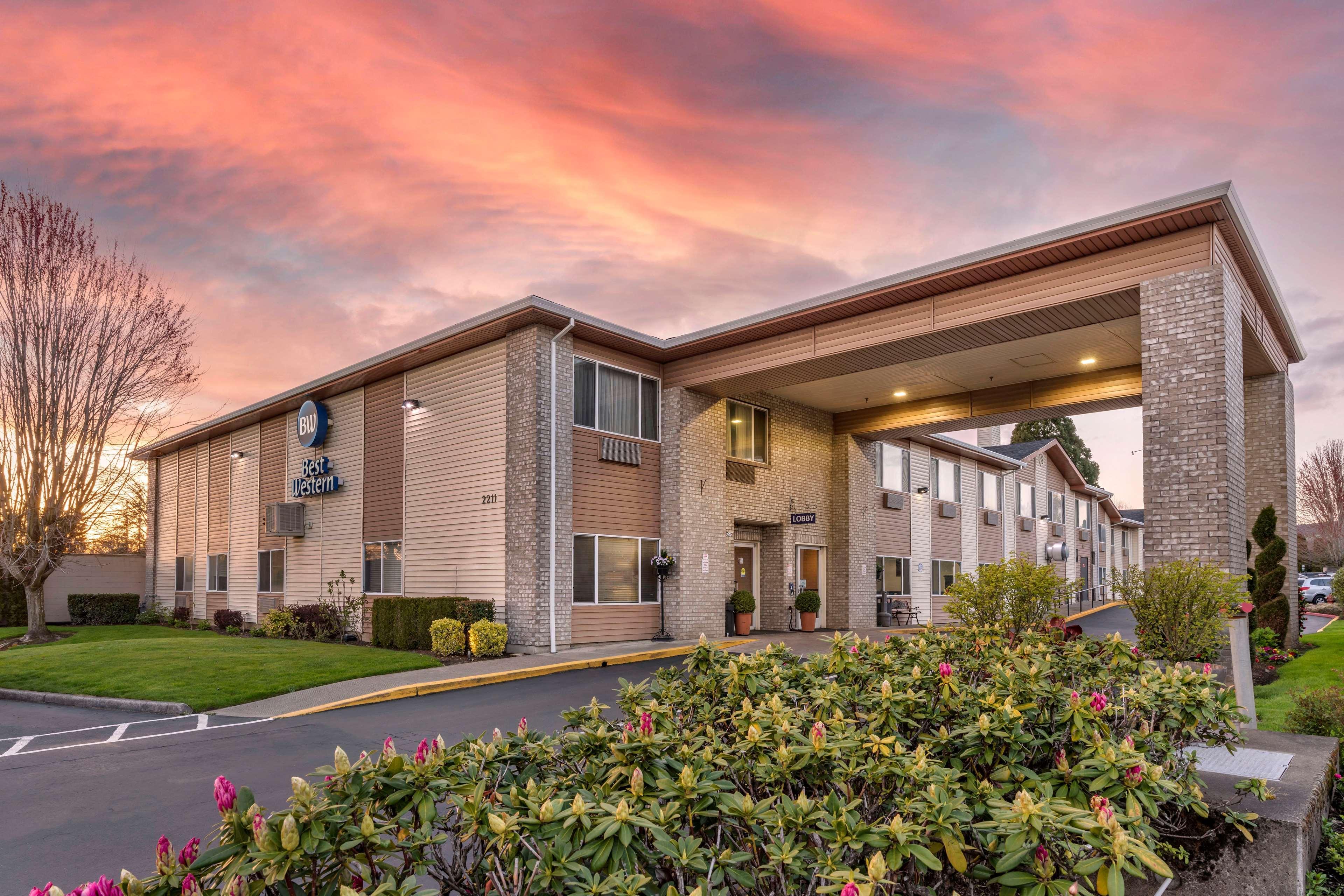 Best Western Newberg Inn Exteriér fotografie